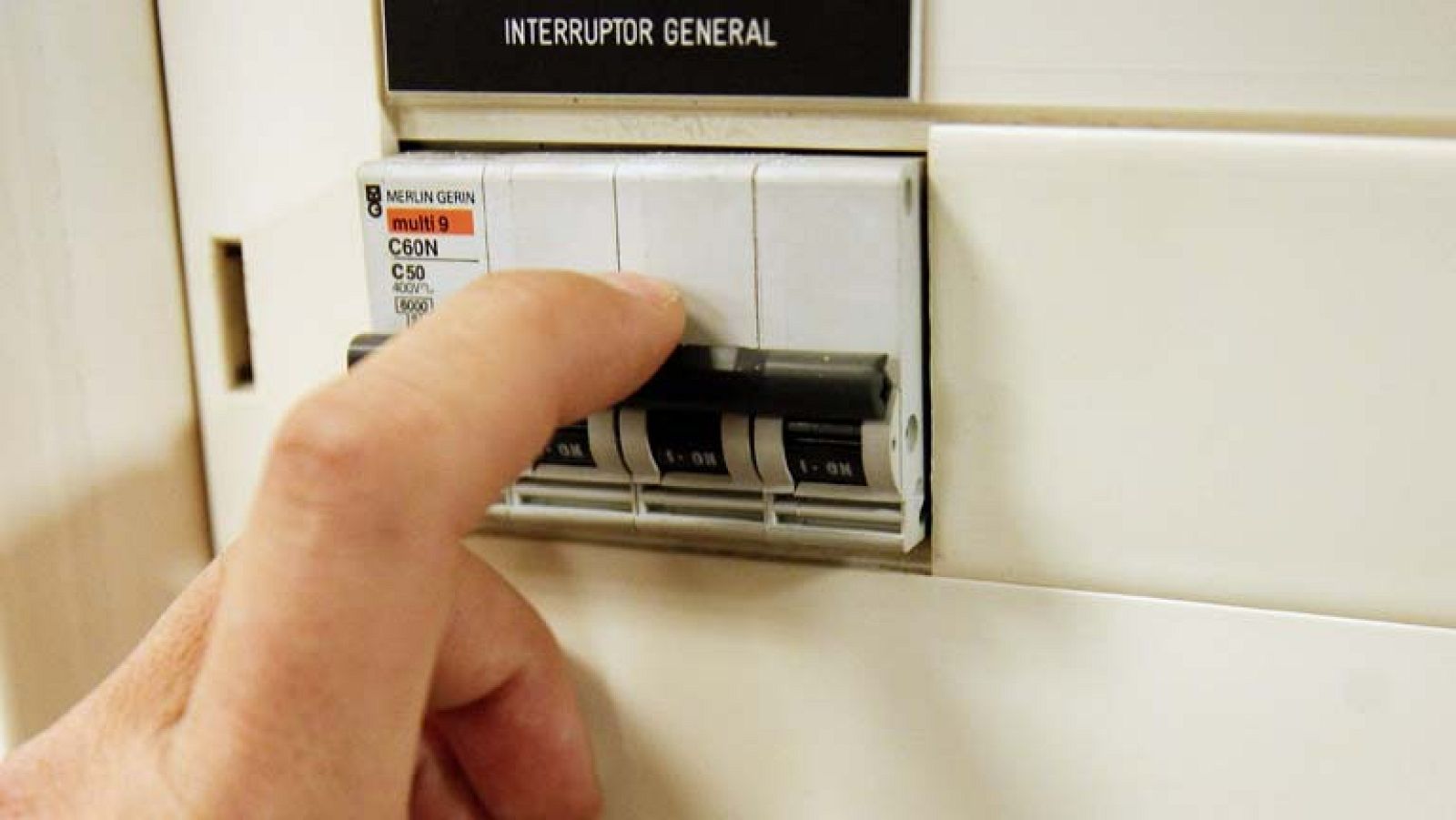 16 millones de usuarios se verán afectados por el cambio de tarifa de la luz