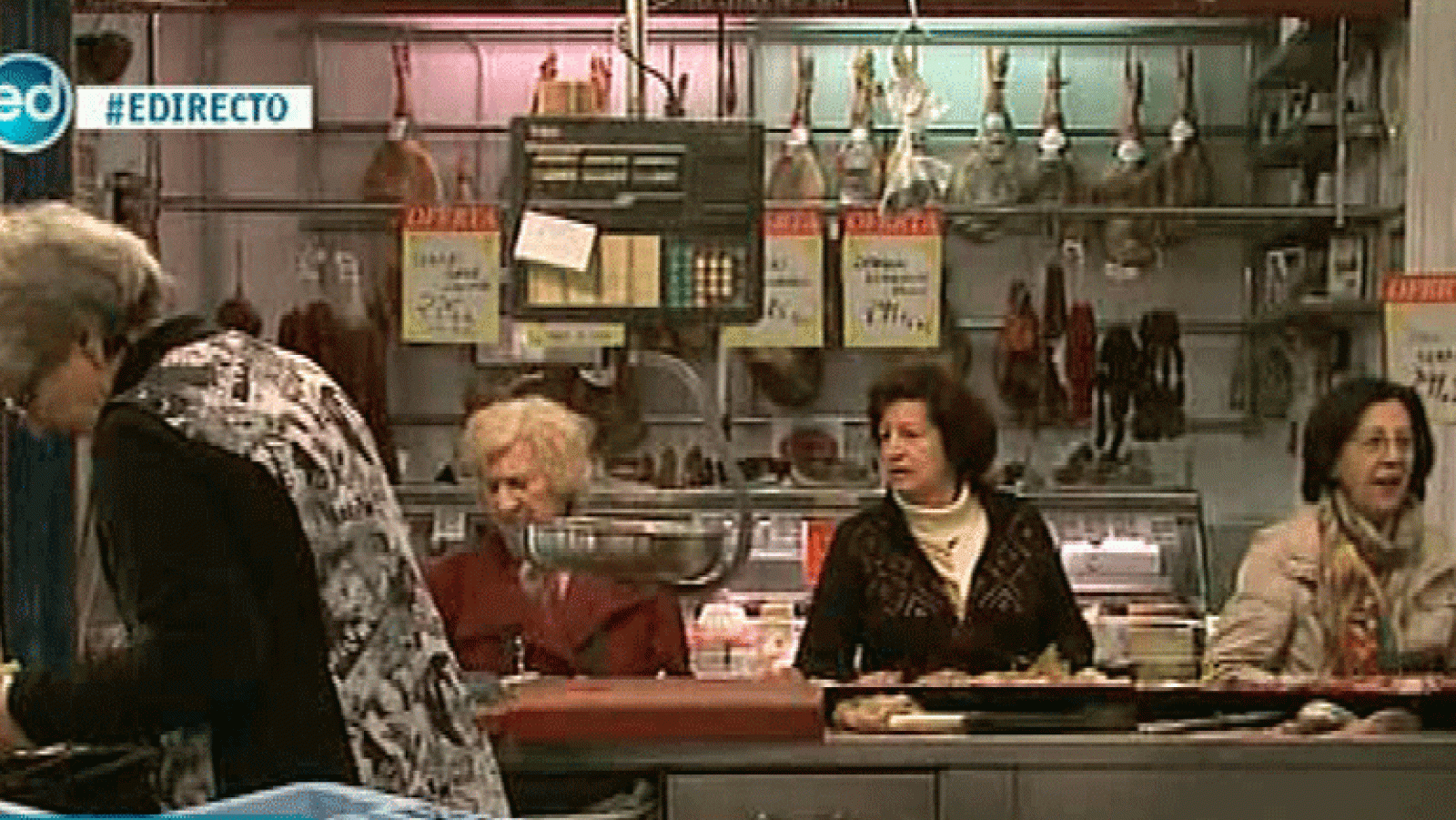 España Directo- Los jubilados estiran sus pensiones para ayudar a su familia