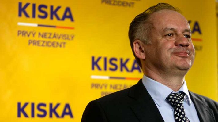Informativo 24h - El millonario Andrej Kiska gana la segunda y definitiva vuelta de las elecciones presidenciales en Eslovaquia