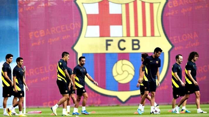 Telediario 1 - La FIFA sanciona al Barça con la prohibición de fichar