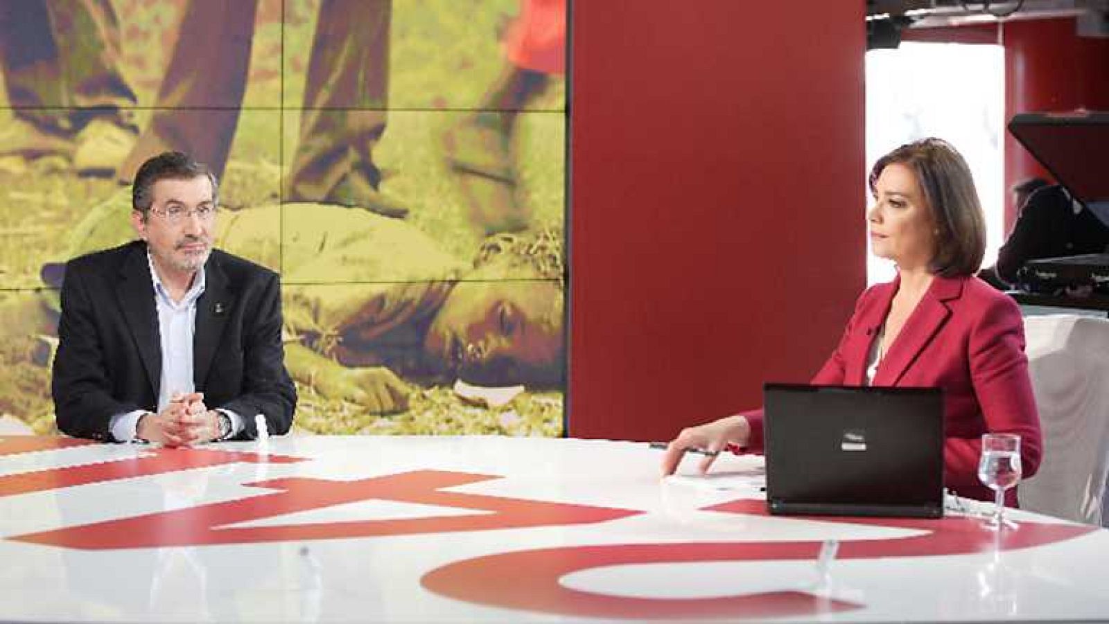 La tarde en 24 horas - El mundo en 24 h. - 03/04/14 - Ver ahora