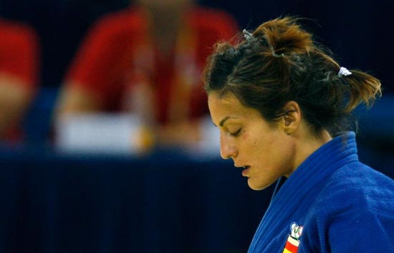 Ana Carrascosa, vigente campeona de Europa de la categoría, comenzó el día venciendo a la mongola  Bundmaa Munkhbaatar.