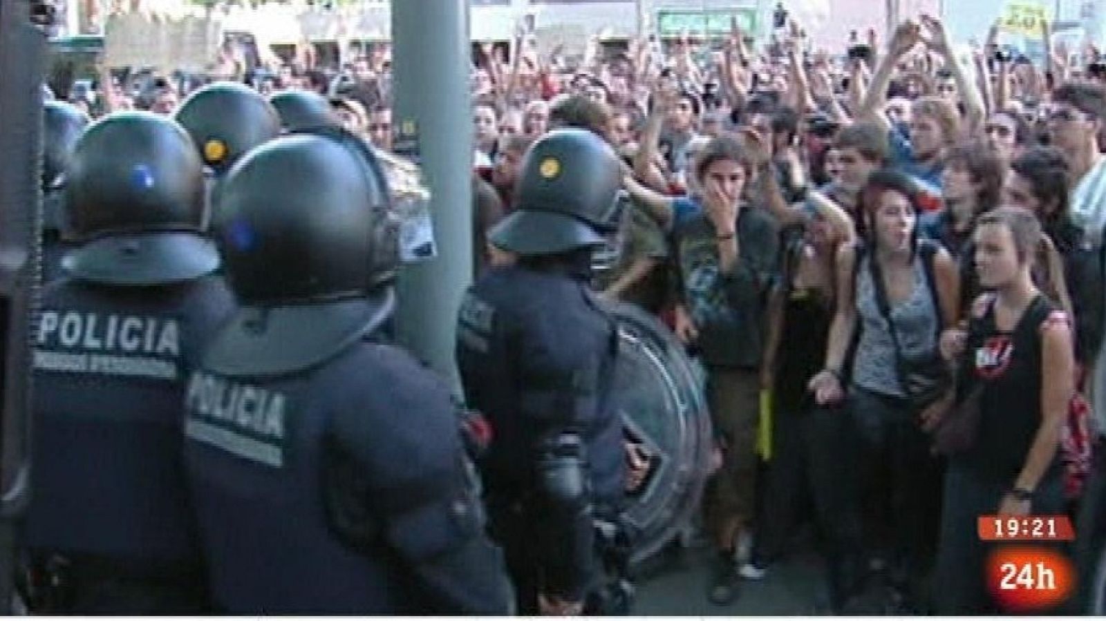 Parlamento - Otros parlamentos - Juicio por el "asedio" al Parlament - 05/04/2014