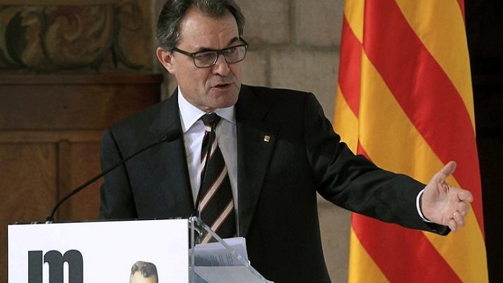 Telediario 1 - La consulta catalana llega al Congreso