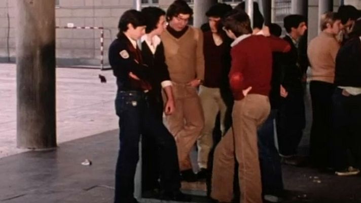 La España de los Botejara - Estudiar, el currelo, casarse...