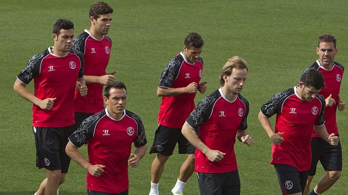 Telediario 1 - El Sevilla se conjura para remontar al Oporto