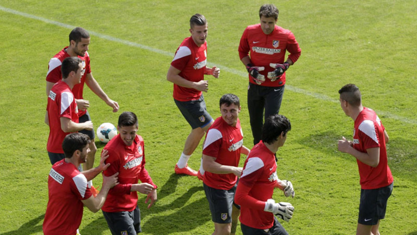 El Atlético ya prepara la Liga tras la victoria ante el Barça | Ver