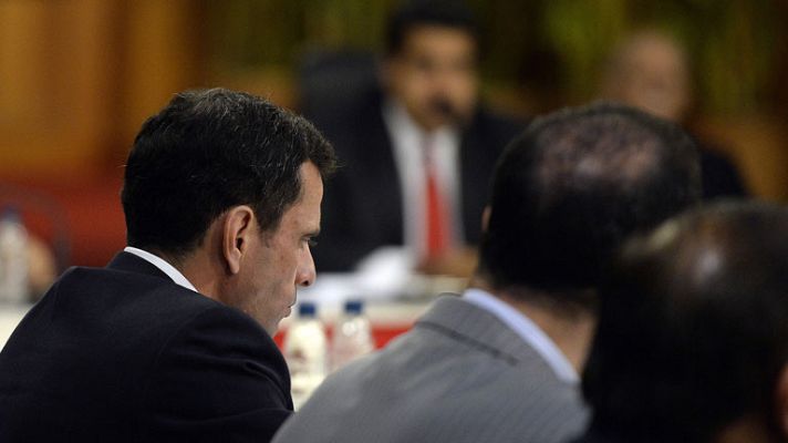 Telediario 1 - Primer cara a cara en Venezuela