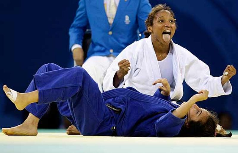 Isabel Fernández no luchará por el oro | Ver