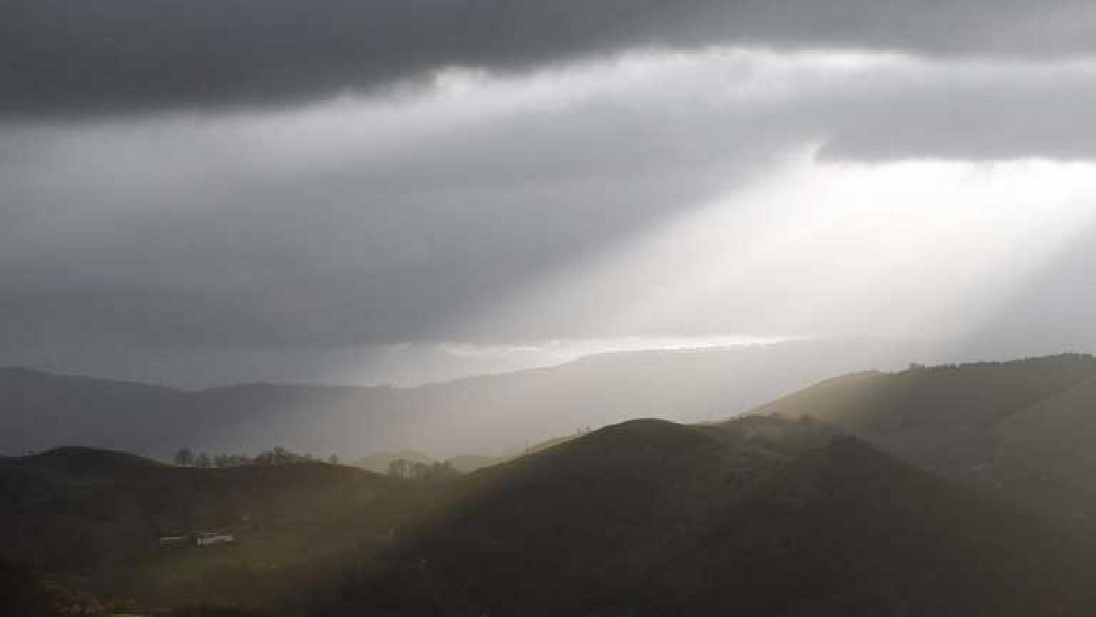 Posibilidad de chubascos y tormentas en la mitad oeste peninsular