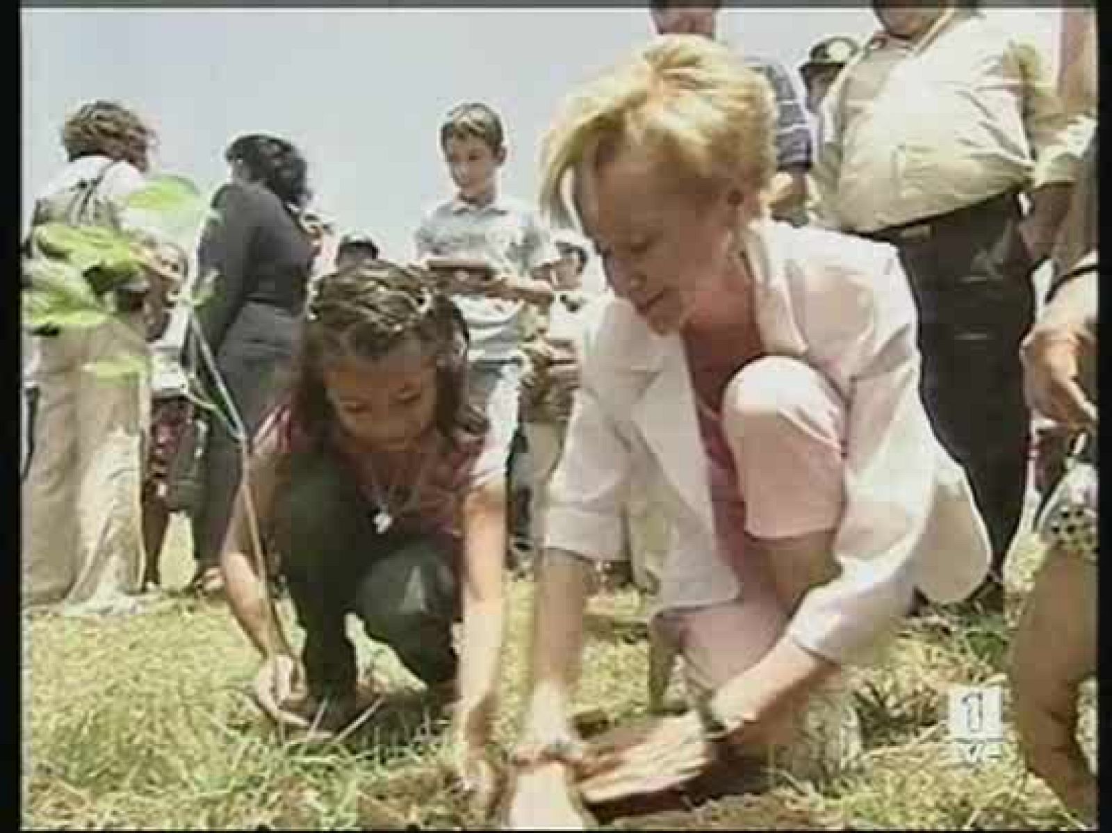 Fernández de la Vega termina su visita a Centroamérica | Ver