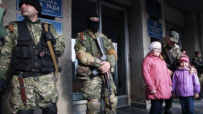 Telediario 1 - Ucrania pide ayuda a la ONU para frenar la sublevación de los prorrusos en el este