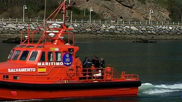 Telediario 1 - Tres fallecidos en un naufragio en la costa de Asturias