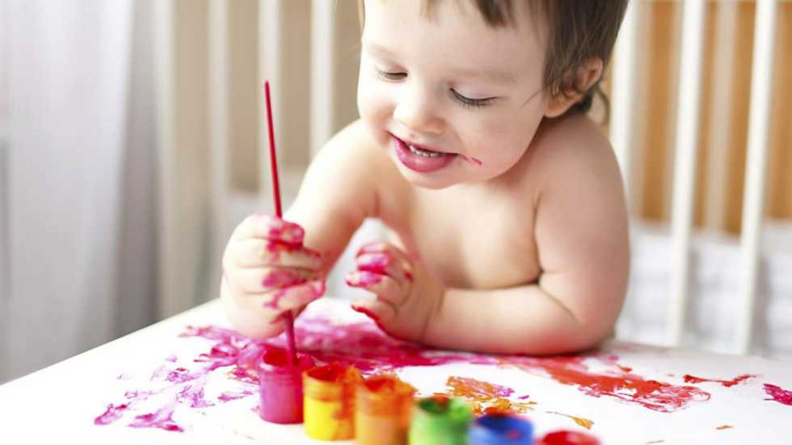 Docufilia - En el interior del cuerpo humano: Construyendo nuestro cerebro - Ver ahora