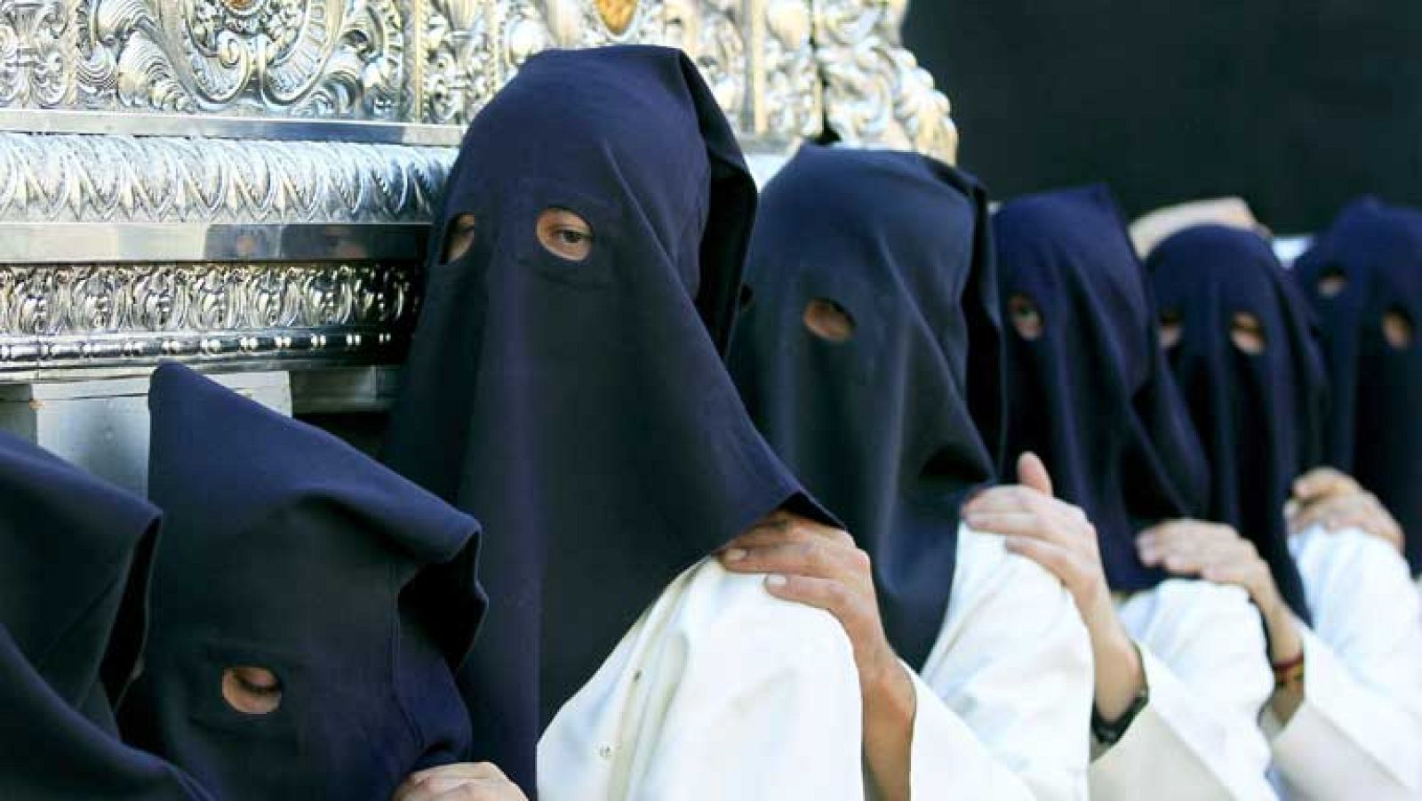 El trabajo de las cofradías no acaba con la Semana Santa