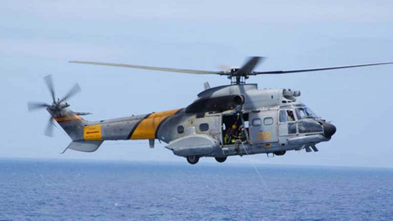 Encuentran el helicóptero del SAR accidentado hace un mes en aguas de Fuerteventura