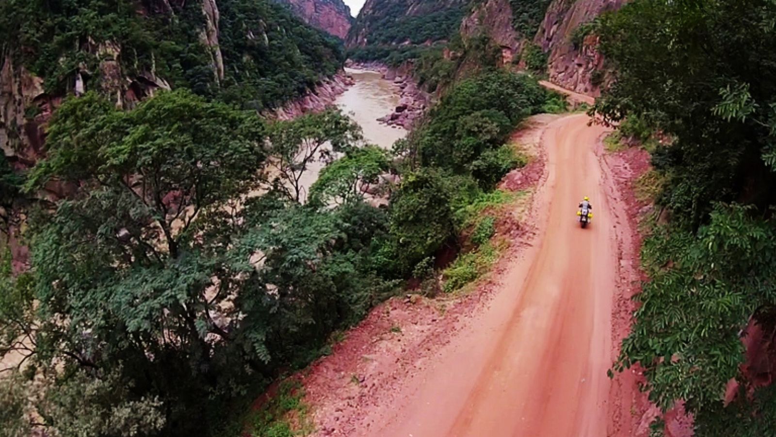 Del Chaco a Atacama 'en tres minutos' - Diario de un nómada | Ver