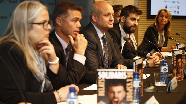 Telediario 1 - Piqué: "Que gane la Champions el Atlético"