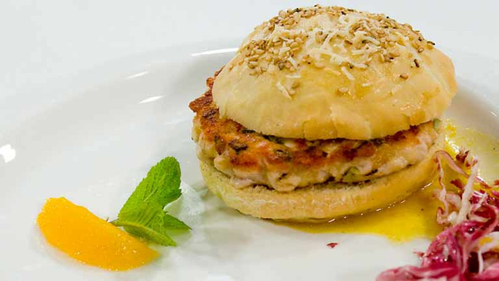 Hamburguesas de pavo con pepinillos y mahonesa de mostaza