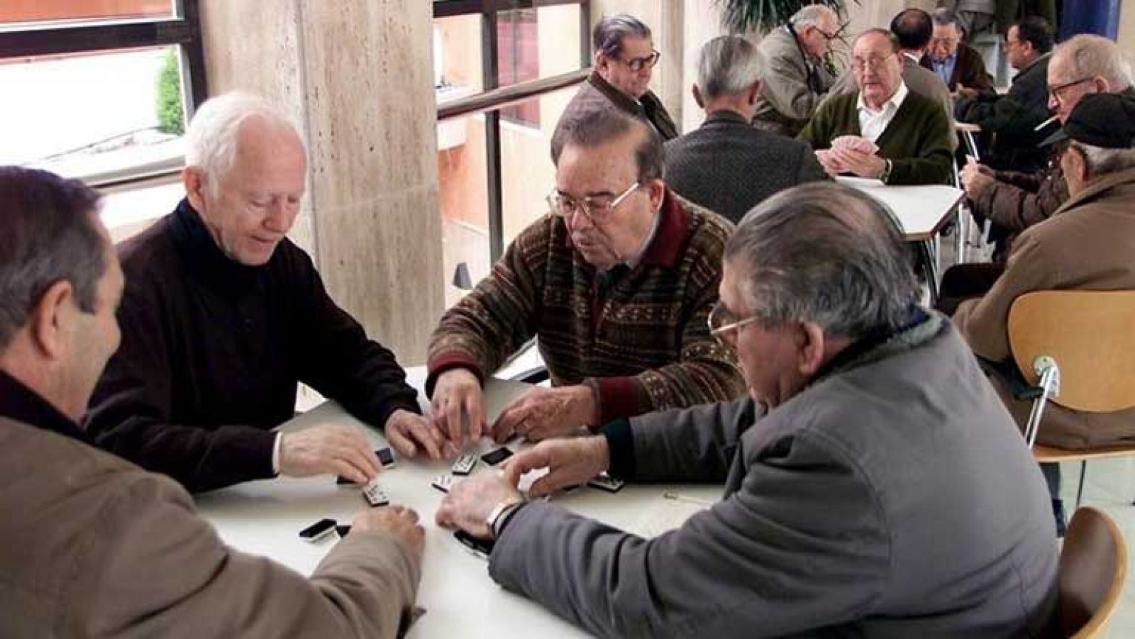 España es el segundo país más longevo de Europa