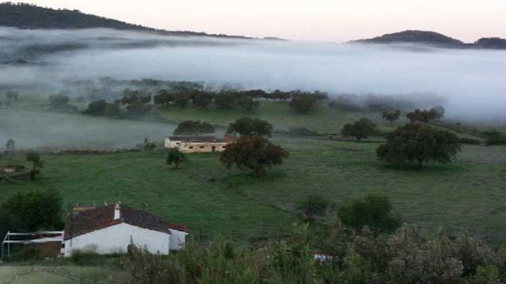 El tiempo - Mañana, muy nuboso en todo el norte peninsular y baja la cota de nieve