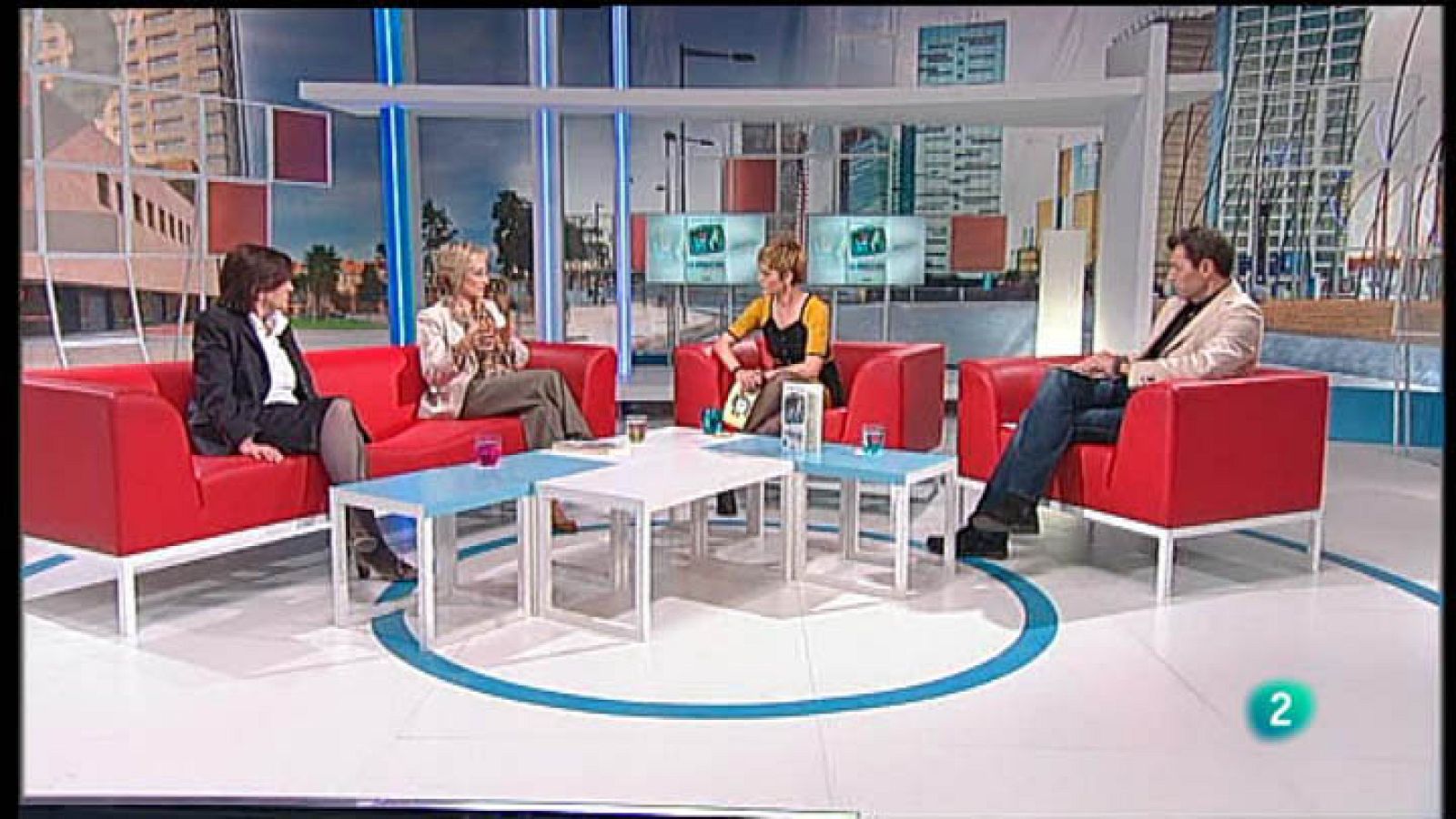 Para Todos La 2 -  Entrevista Núria Chinchilla y Consuelo León