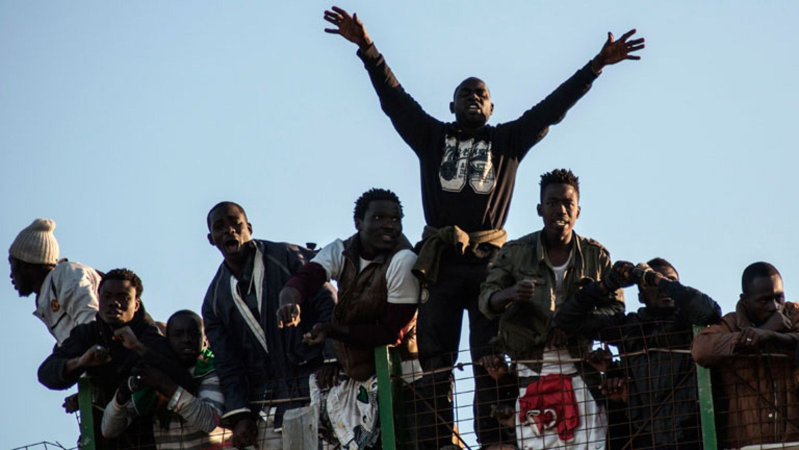 Telediario matinal en cuatro minutos - 25/04/14