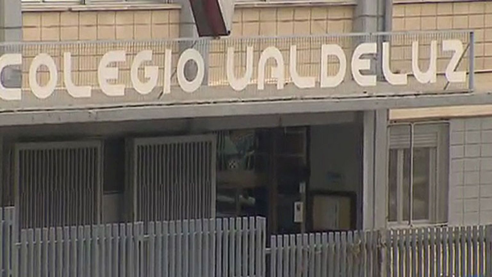 La madre de una de las supuestas víctimas del profesor del Valdeluz declara ante la juez