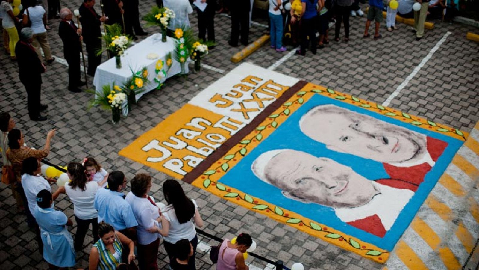 Telediario matinal de fin de semana en cuatro minutos - 27/04/14