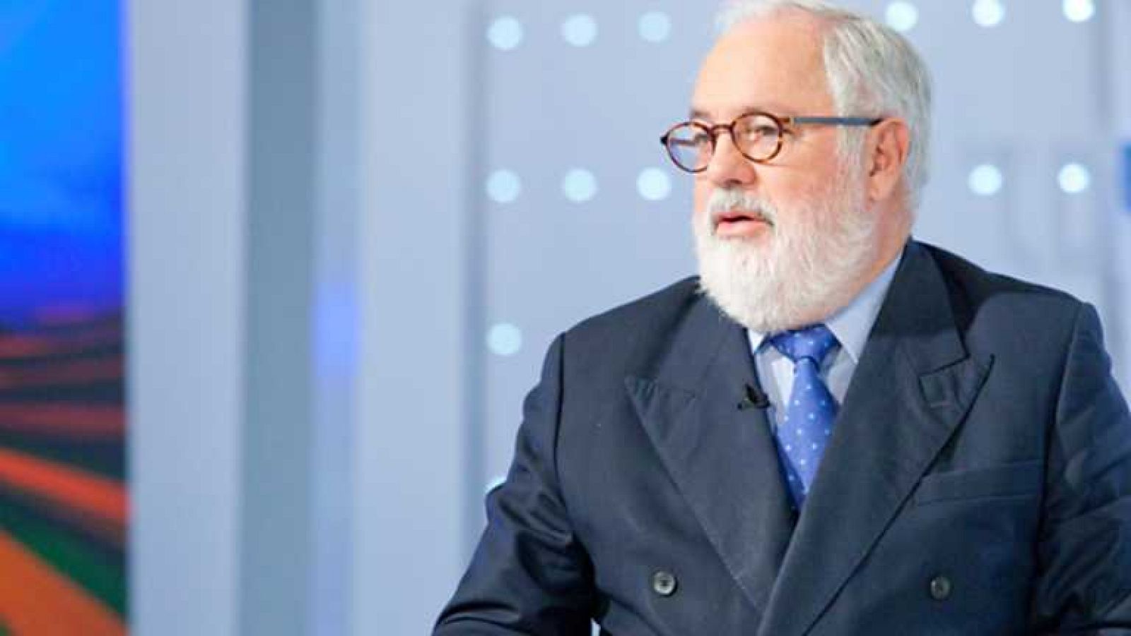 Los desayunos de TVE - Miguel Arias Cañete - Ver ahora