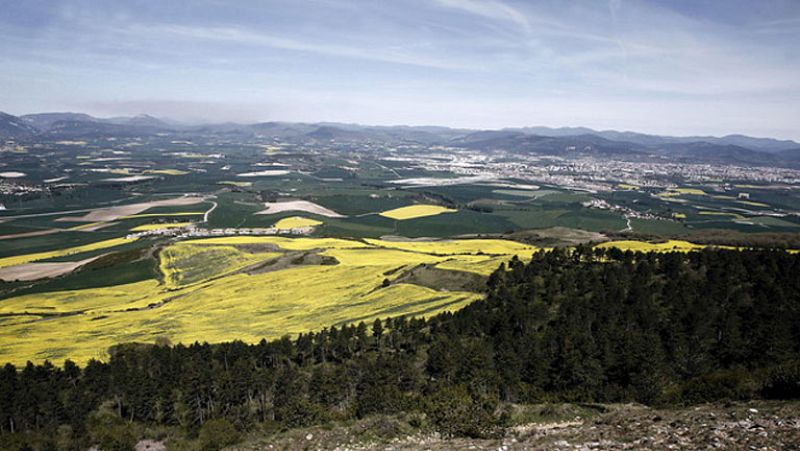Tiempo nuboso con lluvias en Galicia, Cantábrico y Pirineos