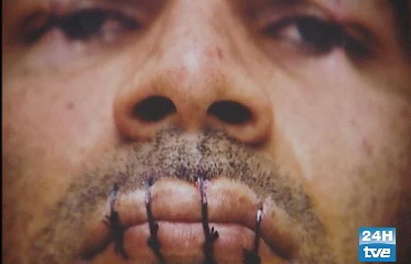 La agencia de noticias Reuters ha organizado una exposición en Barcelona para homenajear a los periodistas muertos en conflictos desde el año 2000. La muestra puede verse hasta el 30 de agosto en el Palau Robert de la ciudad condal.