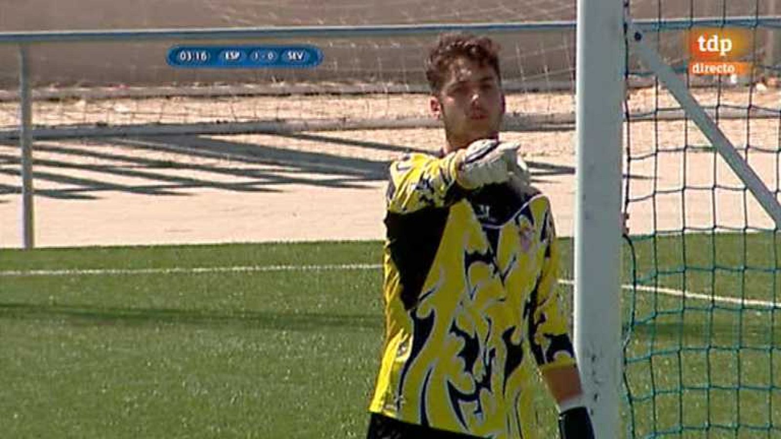 Fútbol - Torneo Interclubes Costa Blanca, 1ª semifinal. RCD Espanyol - Sevilla F.C. Desde Torrevieja (Alicante) - ver ahora