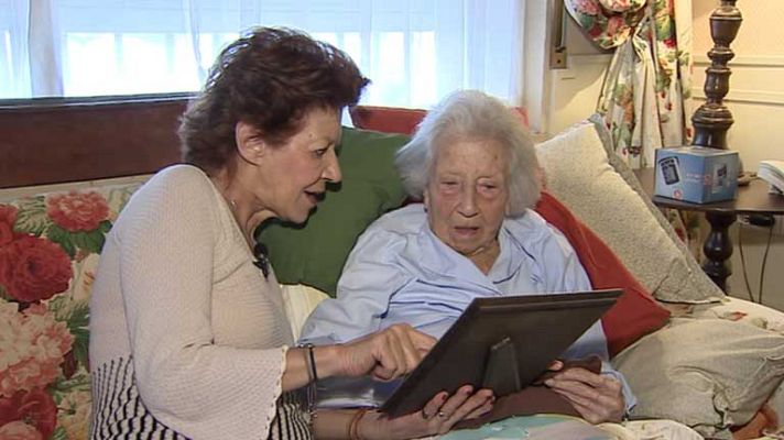 Telediario 1 - Cuando las hijas se convierten en madres