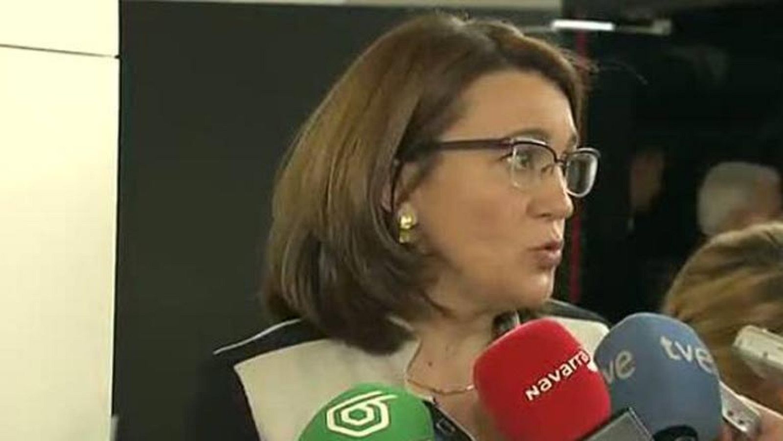 La oposición valora el descenso del paro registrado, pero advierte de la estacionalidad del empleo