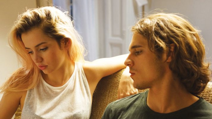 Cultura en Rtve.es - RTVE.es estrena la canción original de 'Por un puñado de besos', la película protagonizada por Ana de Armas y Martiño Rivas