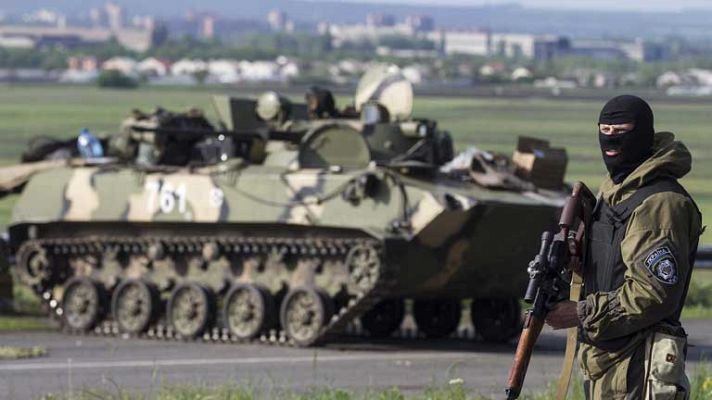 Telediario 1 - Donetsk cierra su espacio aéreo