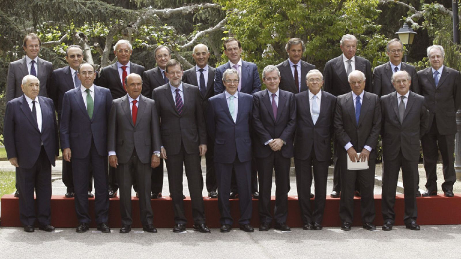 Rajoy advierte que las aspiraciones soberanistas de Cataluña suponen un riesgo para la recuperación