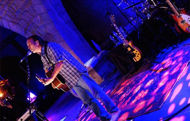  - Cómplices, en Luna Lunera