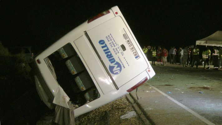 Telediario 1 - Telediario matinal en 4' - 09/05/14