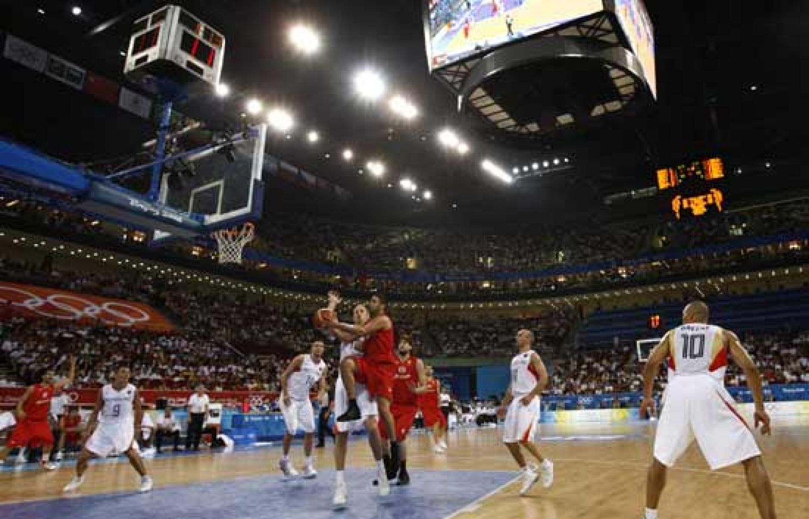 España cumple frente a Alemania | Ver