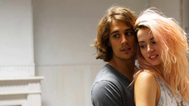 Así se hizo 'Por un puñado de besos', la nueva película de Martín Rivas y Ana de Armas