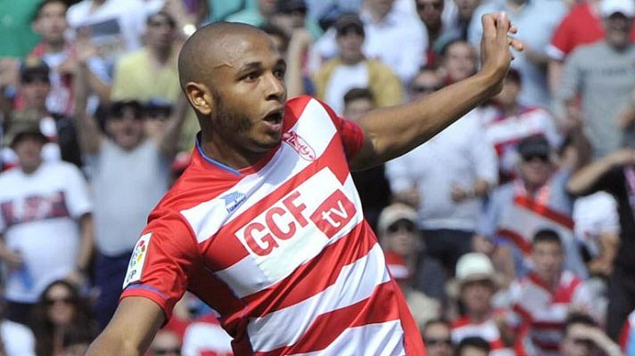 Telediario 1 - Ocho equipos se juegan la permanencia en Primera