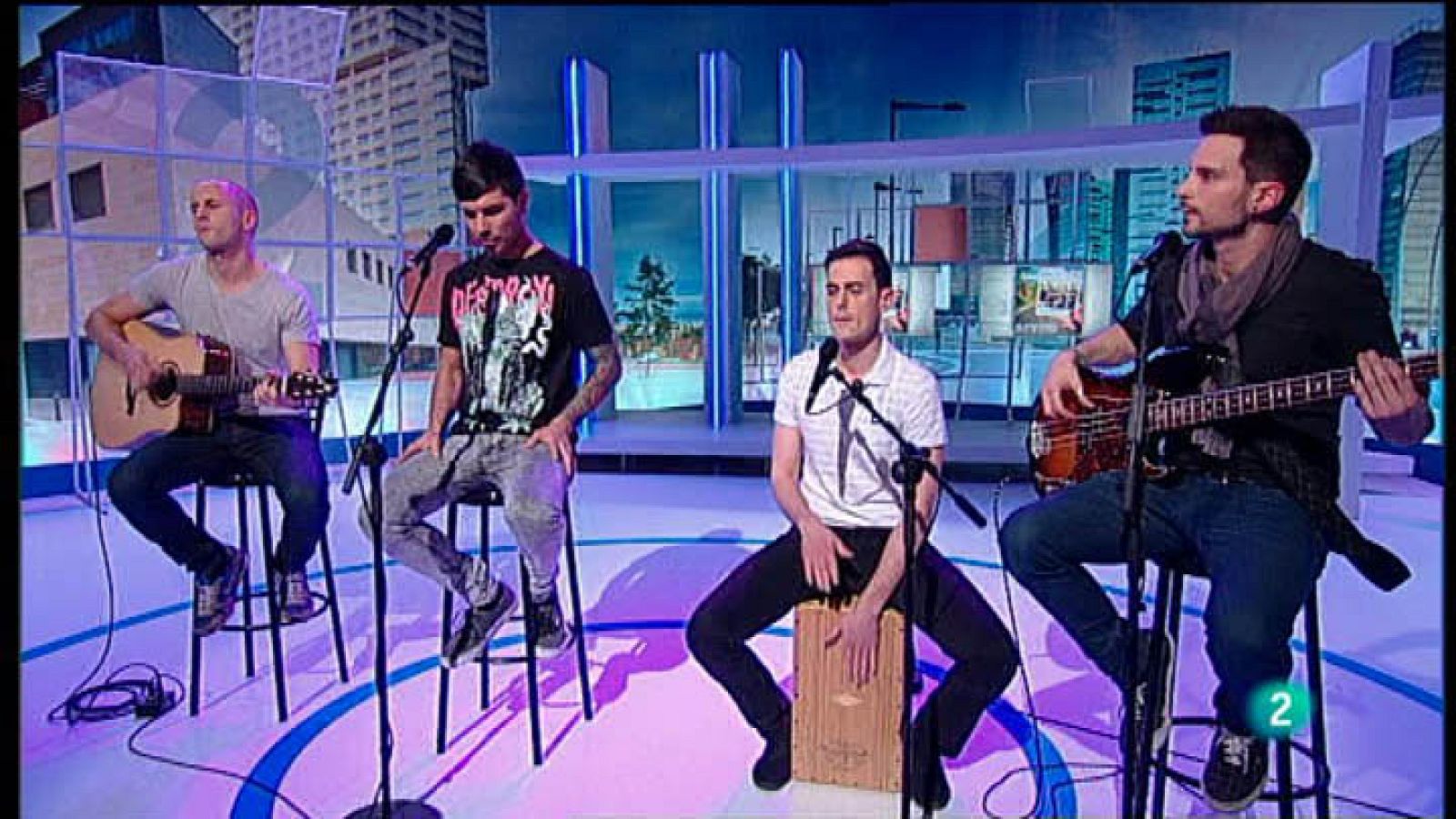 Para Todos La 2 -  Actuación: Drama de enero, "Jersey y shorts"