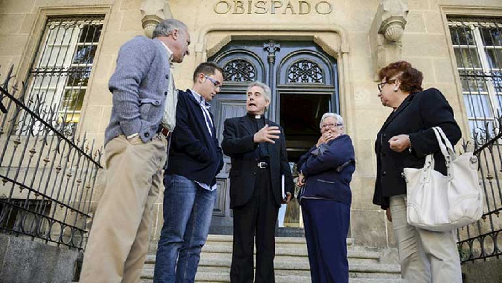 Un cura de Orense dimite por la presión de los feligreses