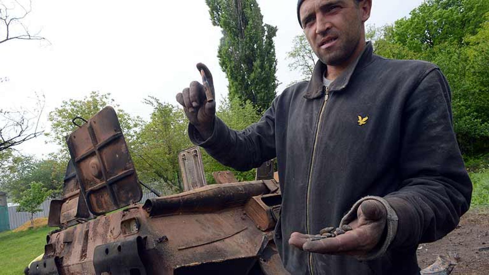 La violencia sigue en el este mientras arranca en Kiev un intento de diálogo nacional
