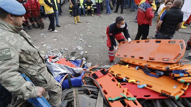 Al menos 230 cadáveres en el accidente minero más grave ocurrido en Turquía