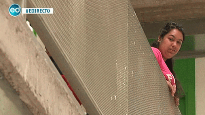 España Directo - Los 'okupas'  invaden un cuartel de la Guardia Civil