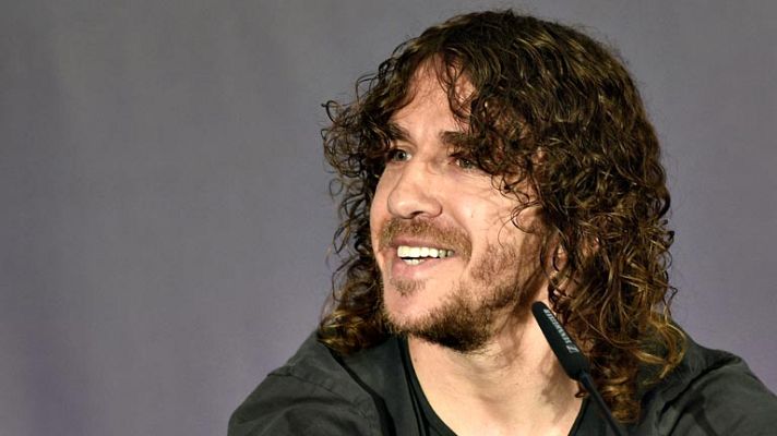 Informativo 24h - La plantilla del Barça acompaña a Puyol en su adiós
