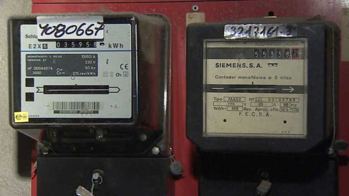 Telediario 1 - Devolución de las eléctricas